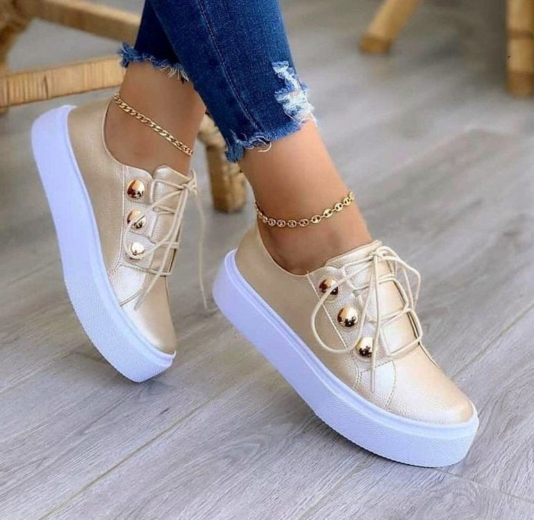 Rivet Lace Flatsk